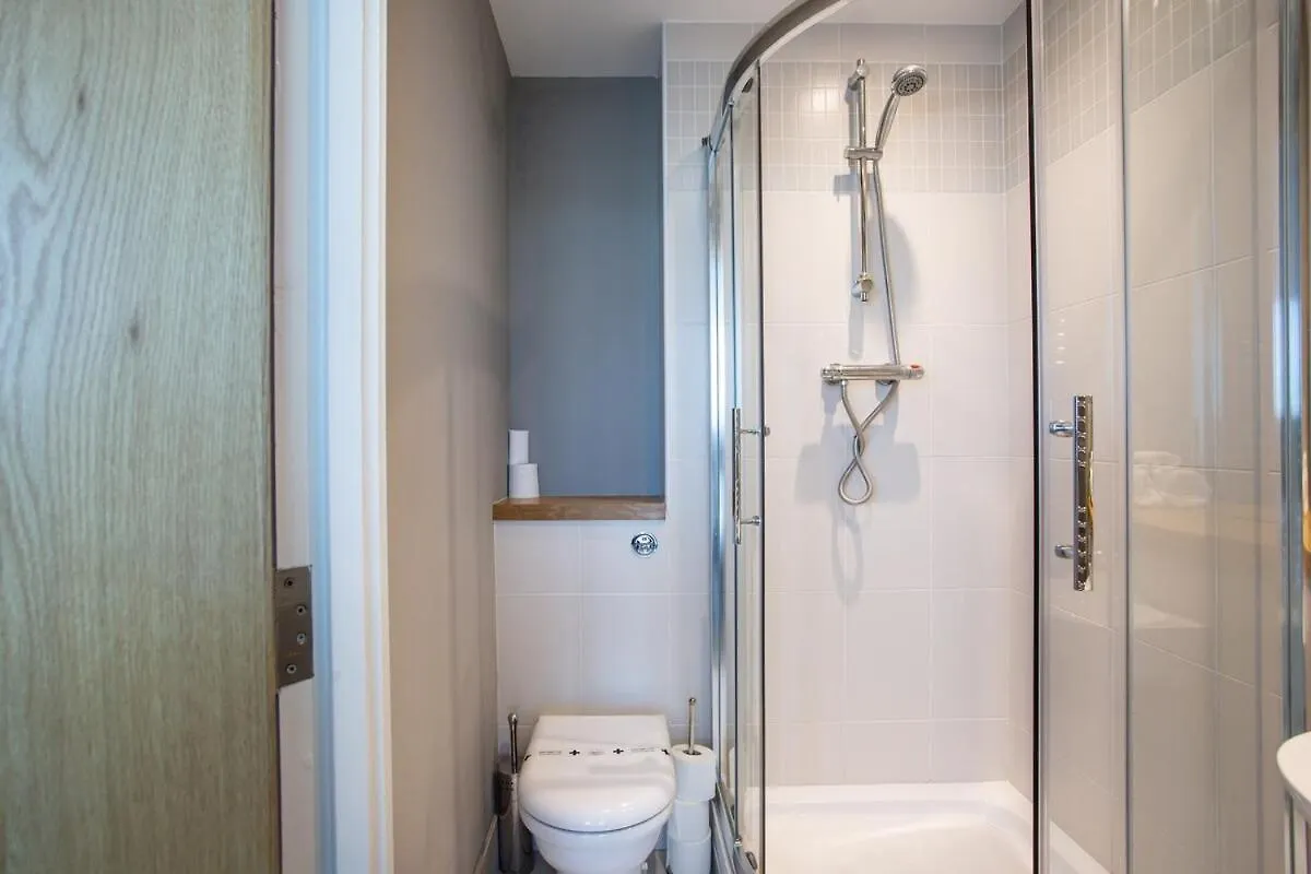 Titanic And City Views I Ultra Luxury City Parking I Long Stay 벨파스트 0*,